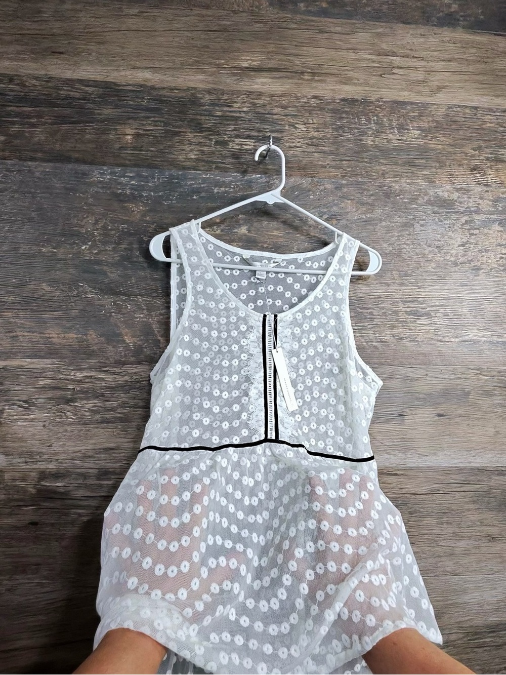 LC Lauren Conrad White Eyelet Tank with Black Trim - Picture 3 of 10
